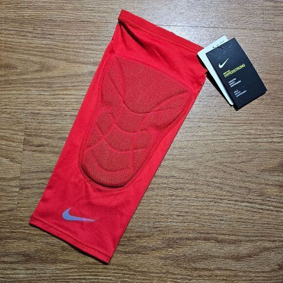 Nike Pro Combat Hyperstrong Padded Knee Sleeve Men's XL Bulls Heat Nuggets New - Picture 1 of 7